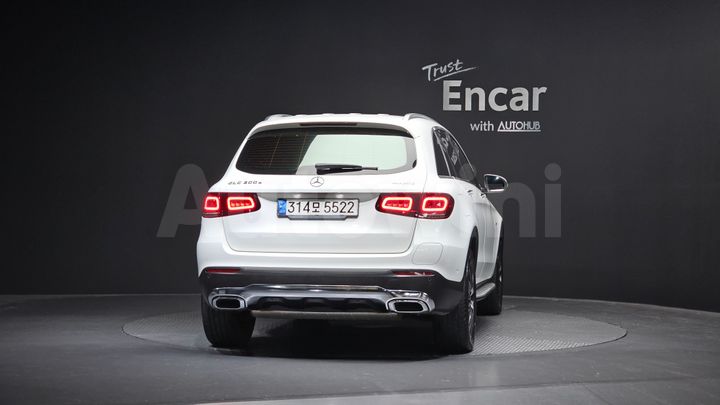 Mercedes-Benz GLC Class 2021 — 4