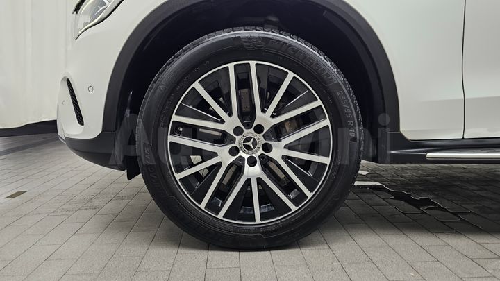 Mercedes-Benz GLC Class 2021 — 5