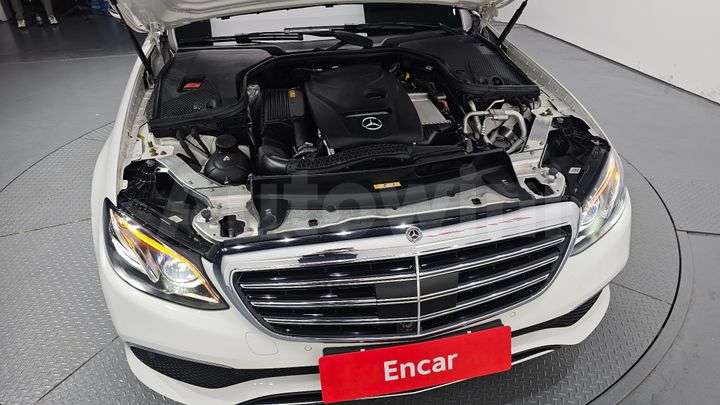 Mercedes-Benz E Class 2020 — 5