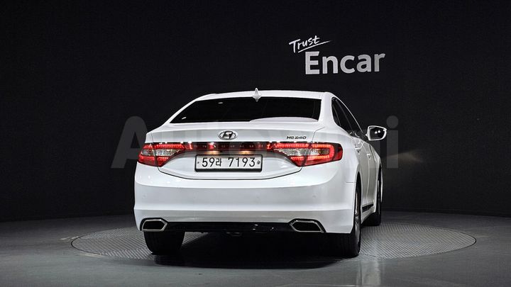 Hyundai Grandeur 2015 — 4