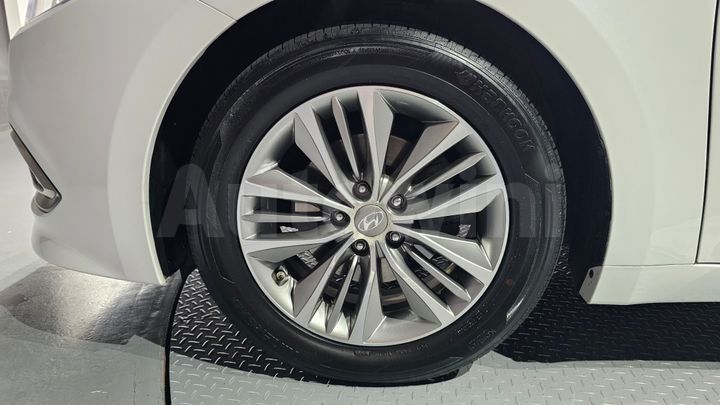 Hyundai Grandeur 2015 — 5