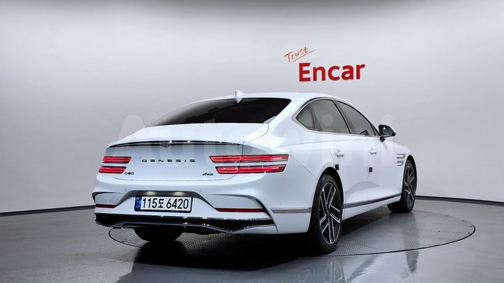 Genesis G80 2025 — 2
