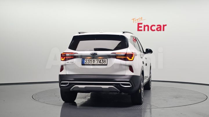 Kia Seltos 2022 — 3