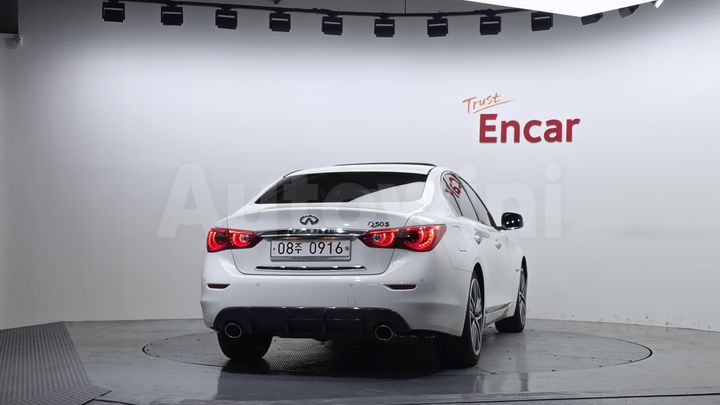 Infiniti Q 2015 — 4