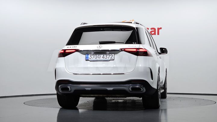 Mercedes-Benz GLE Class 2023 — 4