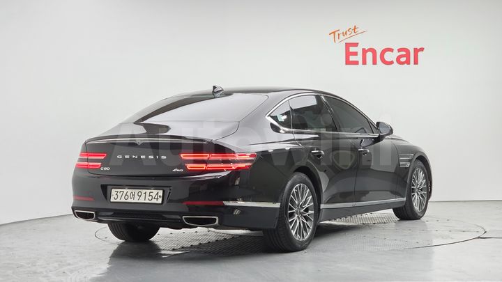 Genesis G80 2022 — 2
