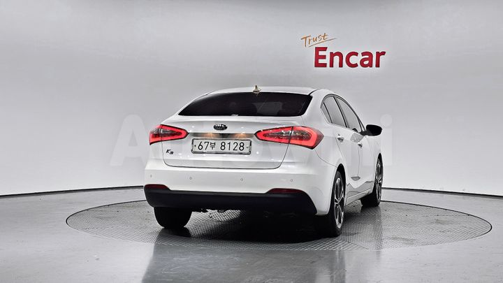 Kia K3 2015 — 4