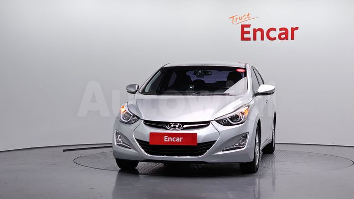 Hyundai Avante 2015 — 3