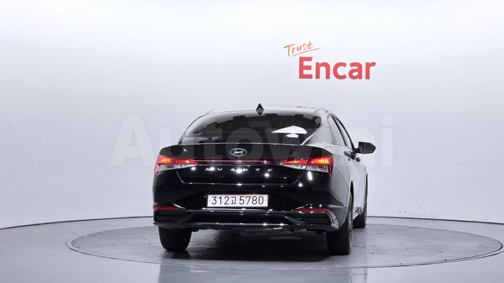 Hyundai Avante 2023 — 4