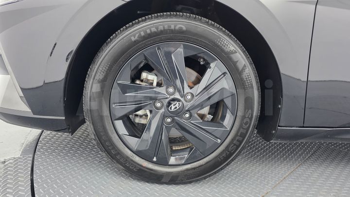Hyundai Avante 2023 — 5