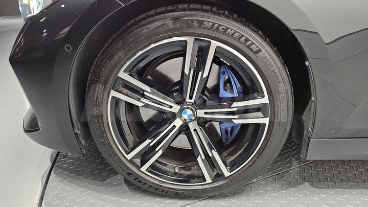 BMW 3 Series 2023 — 5