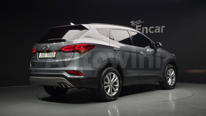 Hyundai SantaFe 2018 — 2