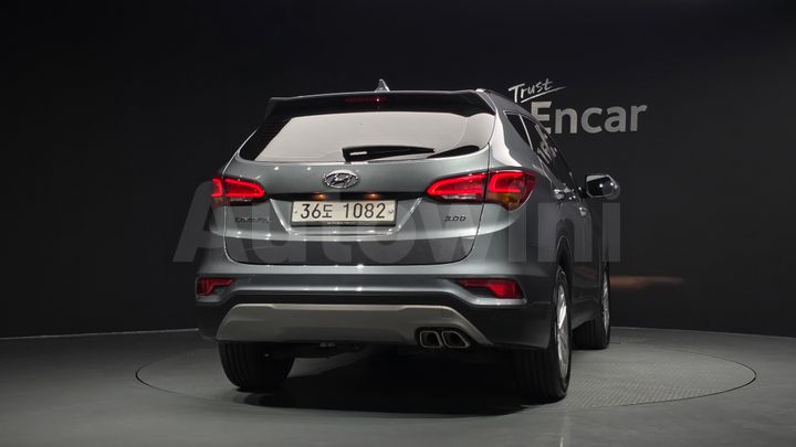 Hyundai SantaFe 2018 — 4