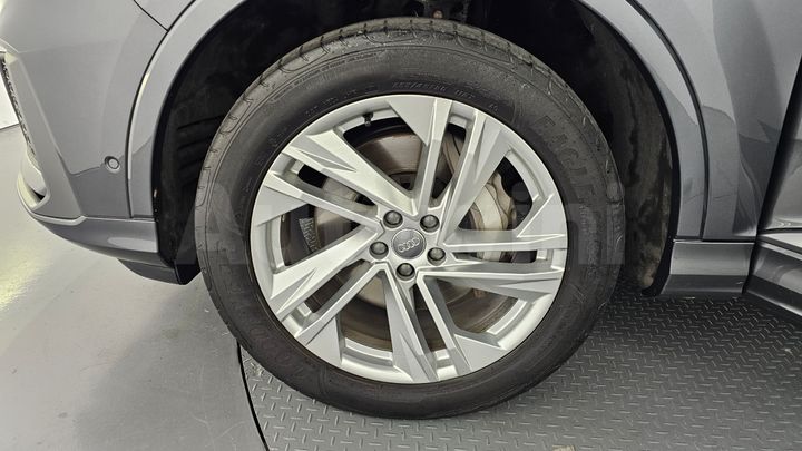 Audi Q7 2021 — 5