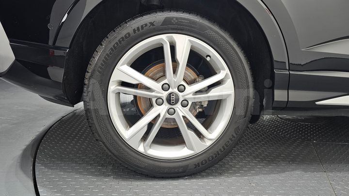 Audi Q3 2023 — 4