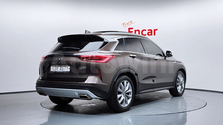 Infiniti QX