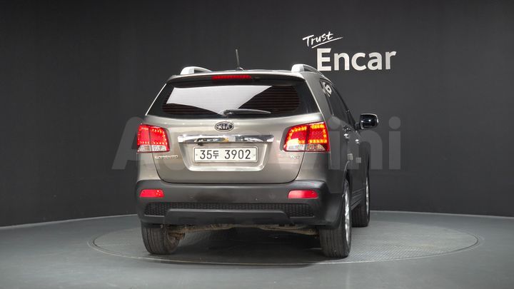 Kia Sorento 2010 — 4