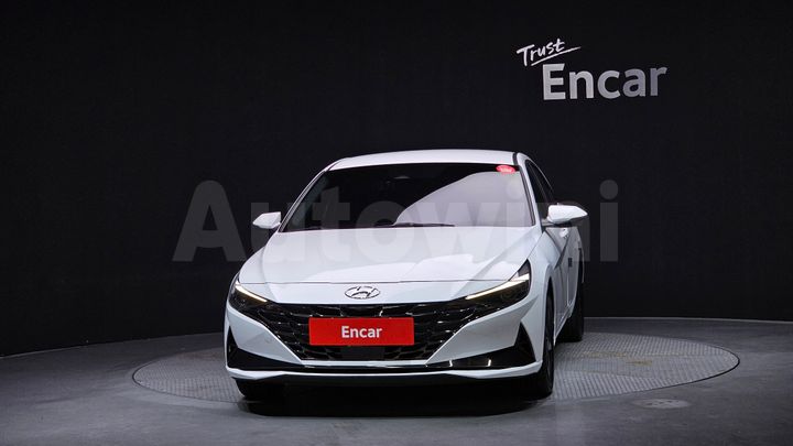 Hyundai Avante 2023 — 3