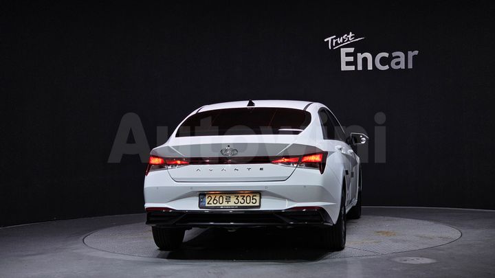 Hyundai Avante 2023 — 4