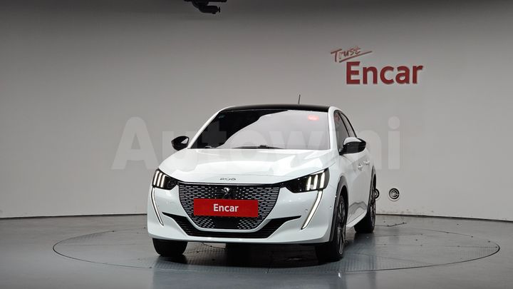 Peugeot 208 2023 — 3