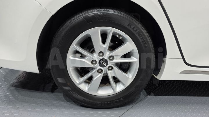 Kia K5 2016 — 5