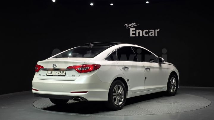 Hyundai Sonata 2015 — 2