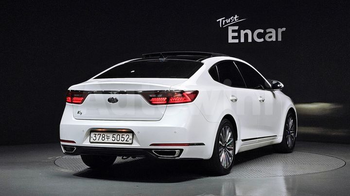 Kia K7 2018 — 2