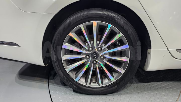 Kia K7 2018 — 5
