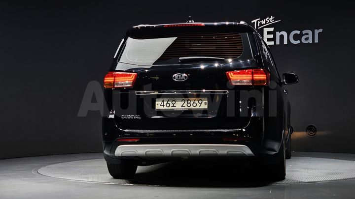 Kia Carnival 2016 — 4