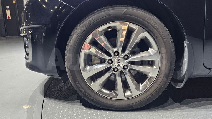 Kia Carnival 2016 — 5
