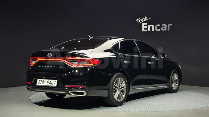 Hyundai Grandeur 2018 — 2