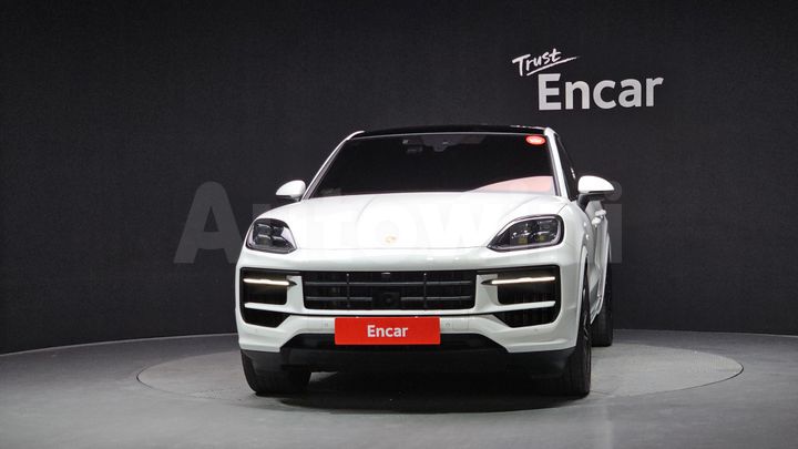 Porsche Cayenne 2024 — 3