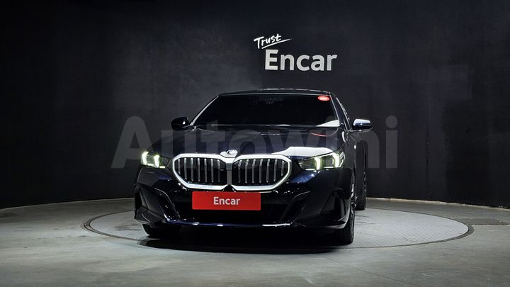 BMW 5 Series 2024 — 3