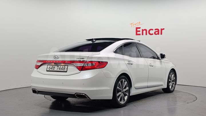 Hyundai Grandeur 2015 — 2
