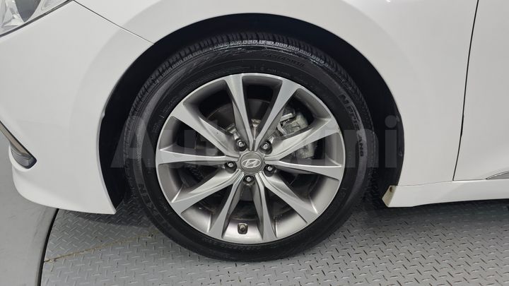 Hyundai Grandeur 2015 — 5