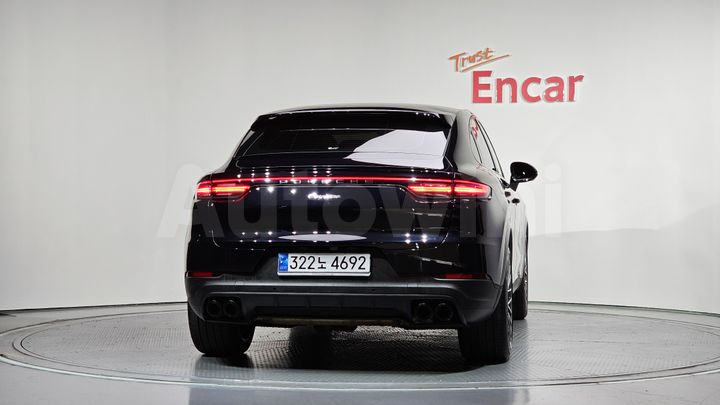 Porsche Cayenne 2021 — 4