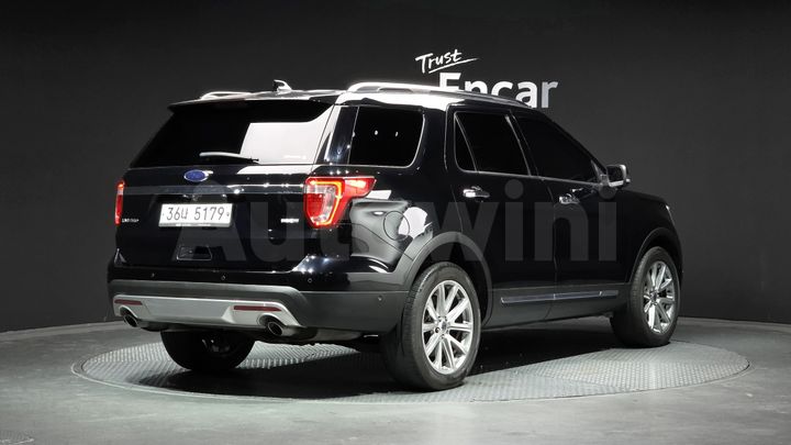 Ford Explorer 2017 — 2