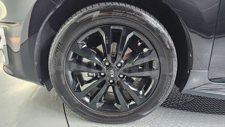 Kia Carnival 2016 — 5