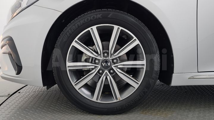 Kia K5 2019 — 4