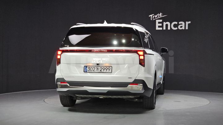 Kia Carnival 2026 — 4