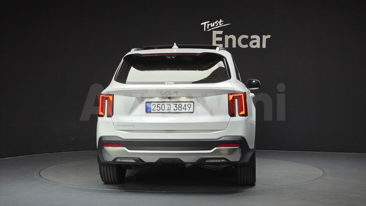 Kia Sorento 2025 — 4