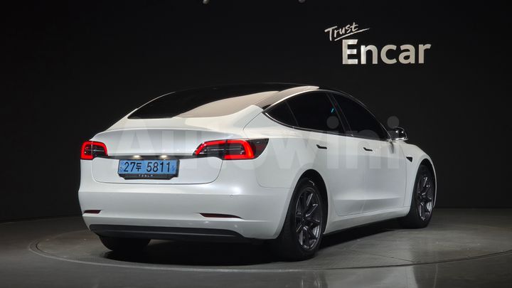 Tesla Model 3 2020 — 2