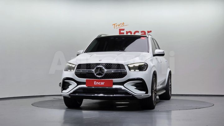 Mercedes Benz GLE Class 2024 — 3
