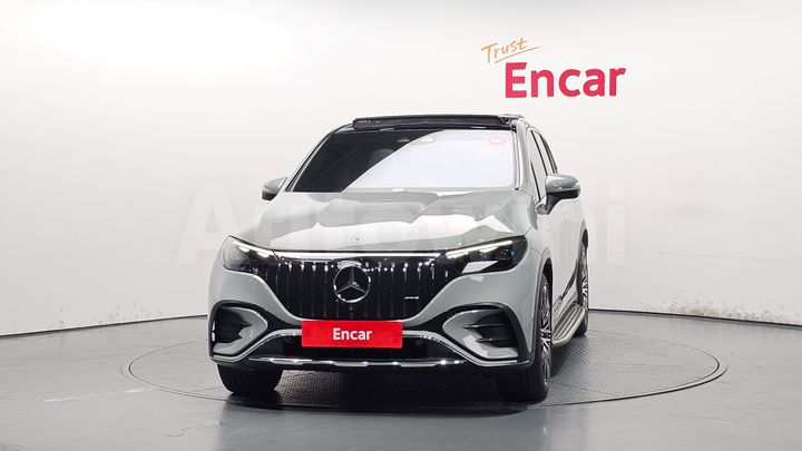 Mercedes Benz EQE 2023 — 3