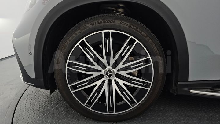 Mercedes Benz EQE