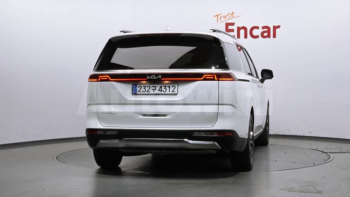 Kia Carnival 2023 — 4