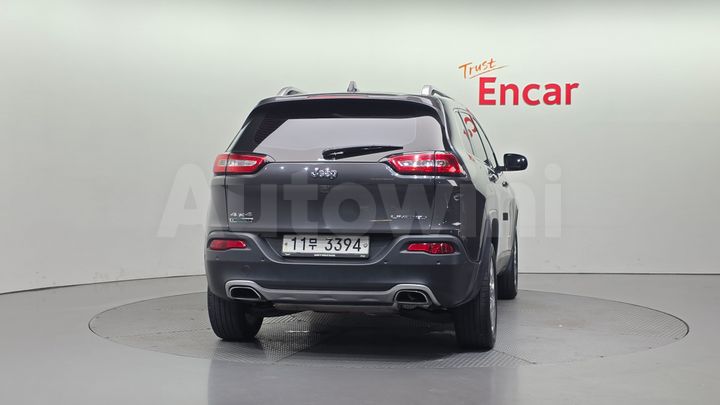Jeep Cherokee 2015 — 4