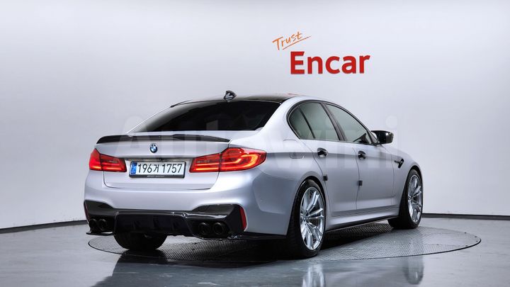 BMW M5 2020 — 2