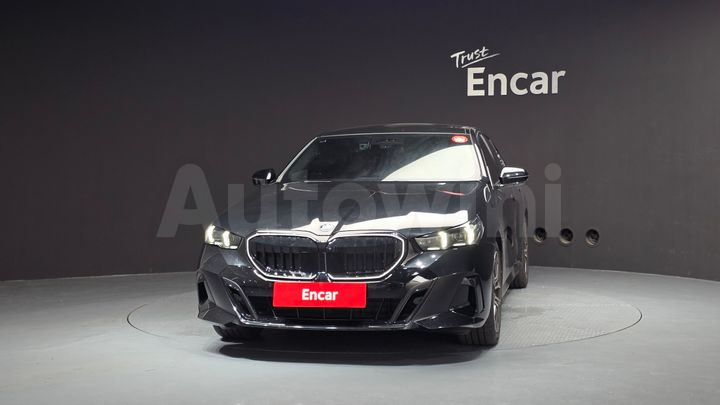 BMW 5 Series 2026 — 3