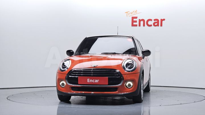 Mini Cooper 2021 — 3